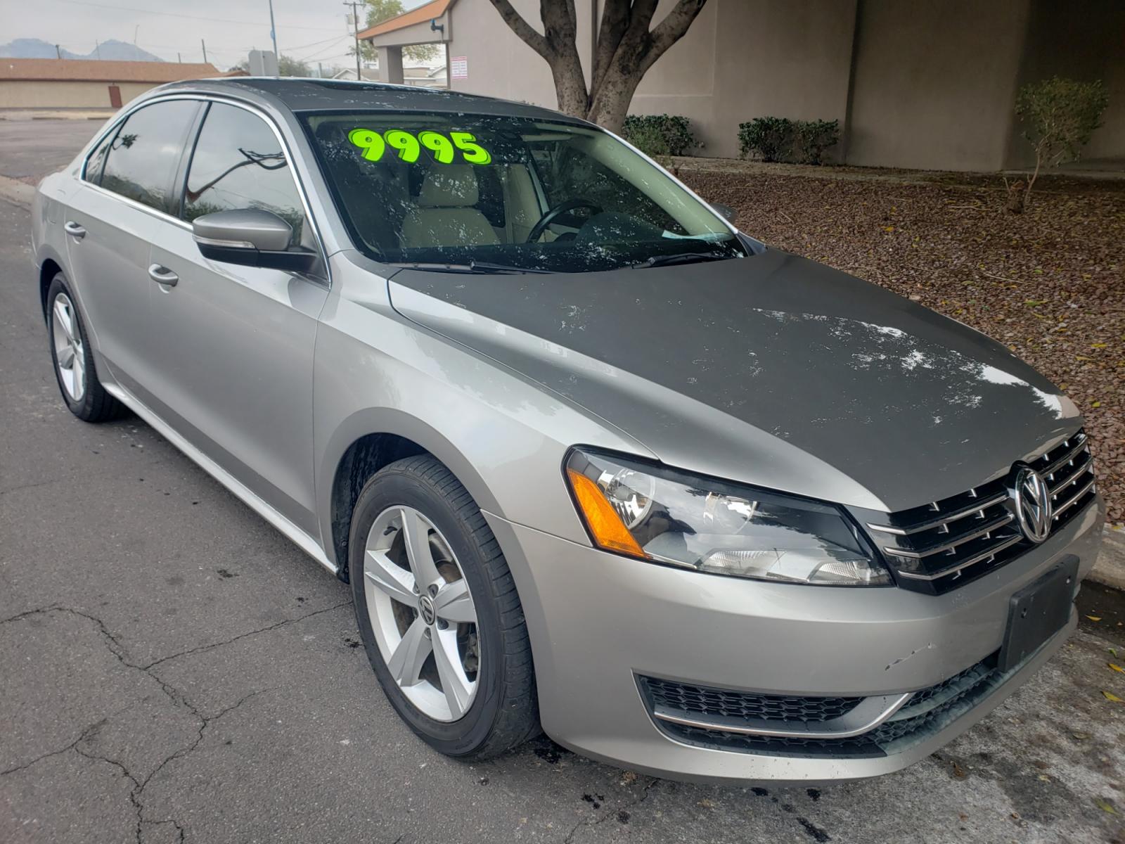 2013 /tan Volkswagen Passat SE (1VWBN7A32DC) with an 2.0L L4 DOHC 16V engine, 5-Speed Automatic transmission, located at 323 E Dunlap Ave., Phoenix, AZ, 85020, (602) 331-9000, 33.567677, -112.069000 - 2013 Volkswagen Passat TDI SE,....... ONLY 128K Miles..... EXCELLENT condition, A Real Must See!!.... No accidents, Ice cold ac front and rear, Stereo/CD Player, Satellite compatible, Bluetooth, Phone sync, Clean Tan interior with Tan Leather seats in near perfect condition, Gorgeous tinted sunroof, - Photo #2